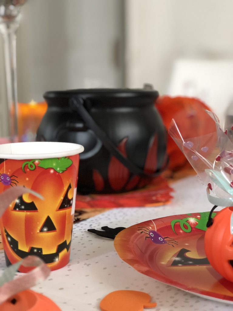 Halloween a Paris, halloween party, halloween per bambini, halloween in casa, festa di Halloween, dolci di Halloween, halloween in Paris Halloween a Paris, halloween party, halloween per bambini, halloween in casa, festa di Halloween, dolci di Halloween, halloween in Paris