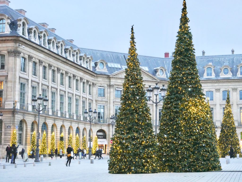 gioielli paris, paris, parigi, place vendome, ritz parigi, gioiellieri parigi, jewels, bijoux, place vendôme a Natale