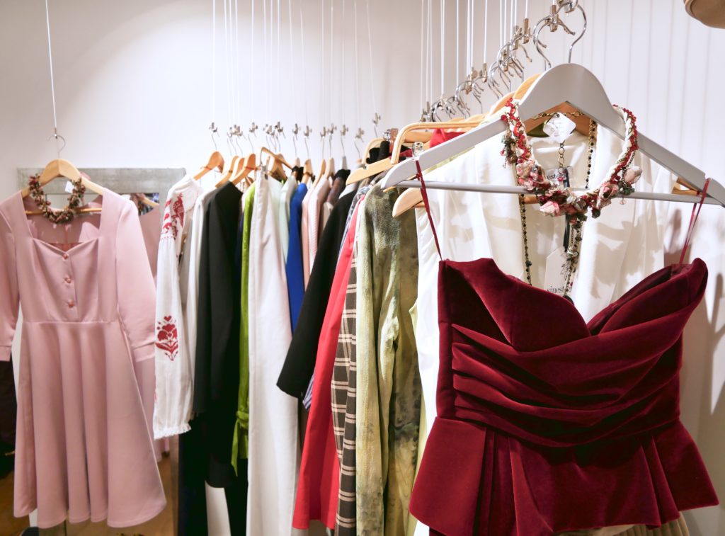 Shopping for Happiness,, boutique parigine, moda a Parigi, concept store, natale a Parigi